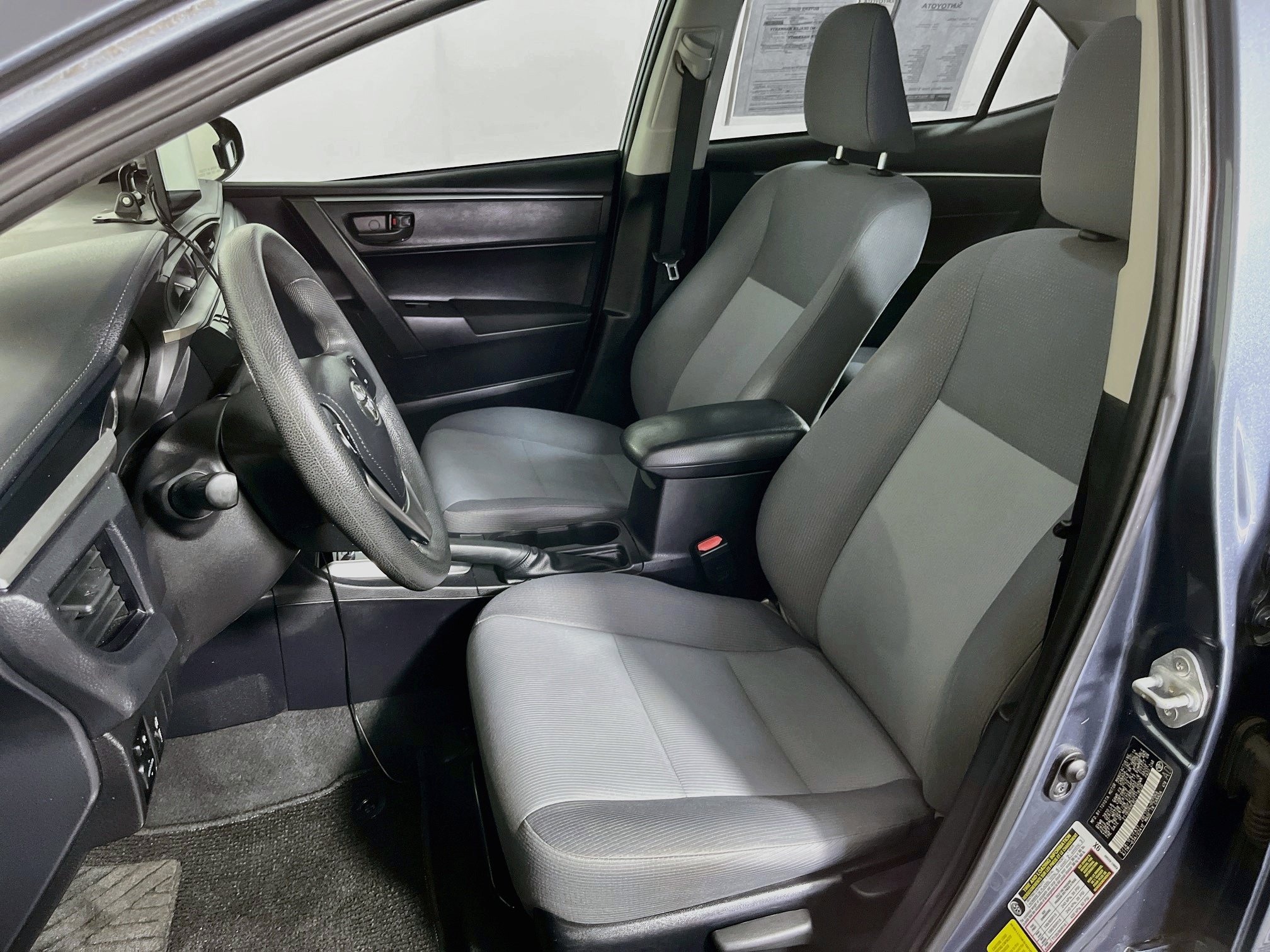 Used 2014 Toyota Corolla L FWD image 14