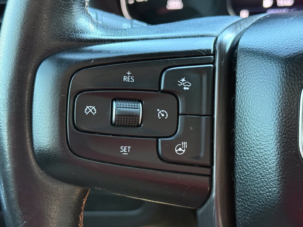 Used 2021 GMC Yukon AT4 w/ Technology Package AWD/4WD image 44