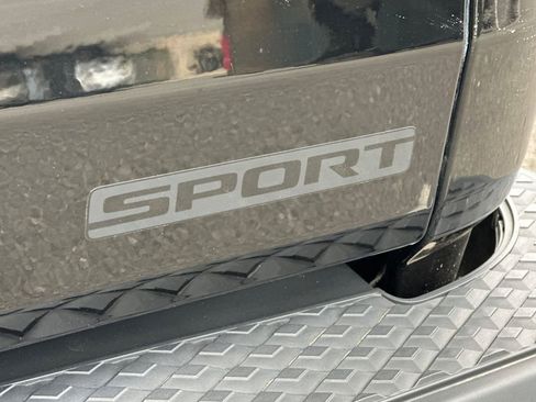 Used 2020 Jeep Gladiator Sport w/ Quick Order Package 24S image 16