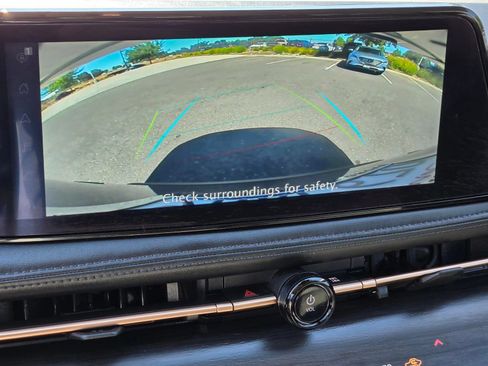 Used 2024 Nissan Ariya FWD image 24