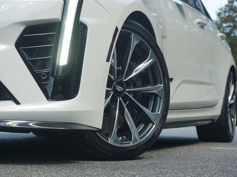 Used 2022 Cadillac CT4 V Blackwing w/ Driver Assist Package image 35