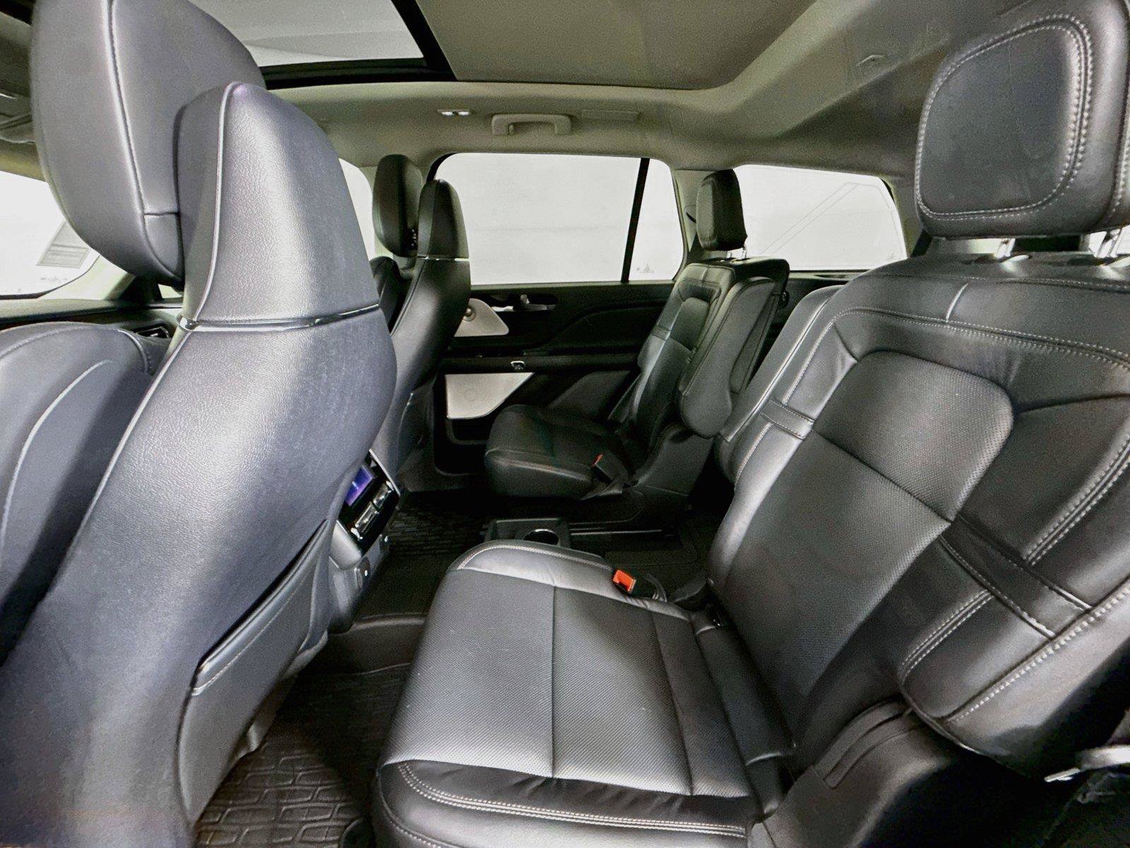 Used 2025 Lincoln Aviator Reserve w/ Equipment Group 201A AWD/4WD image 28
