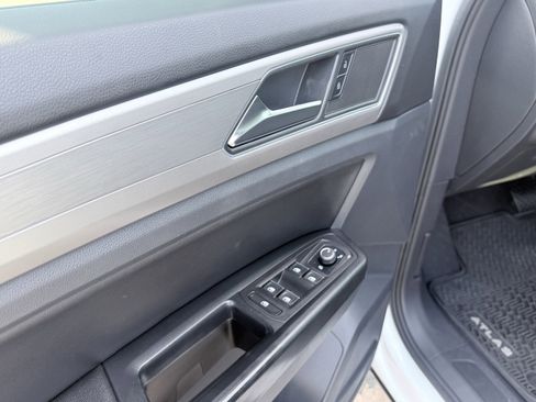 Used 2019 Volkswagen Atlas SE image 24
