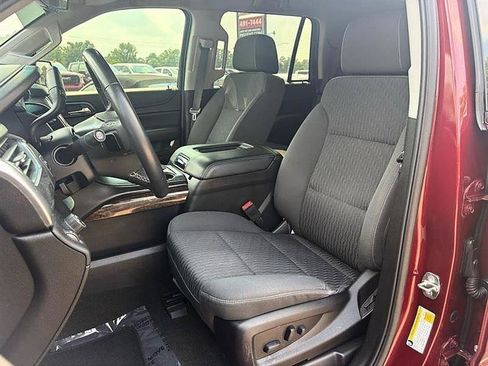 Used 2019 Chevrolet Tahoe LS RWD image 12