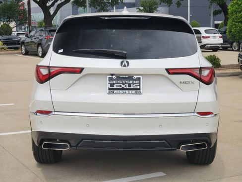 Used 2024 Acura MDX FWD w/ Technology Package image 6