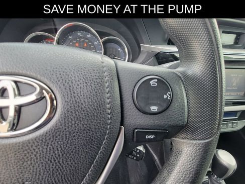 Used 2015 Toyota Corolla LE FWD image 21