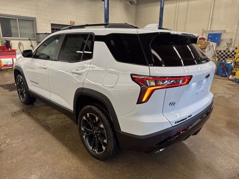 New 2026 Chevrolet Equinox RS image 4