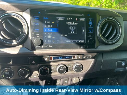 Used 2017 Toyota Tacoma TRD Off-Road AWD/4WD image 24