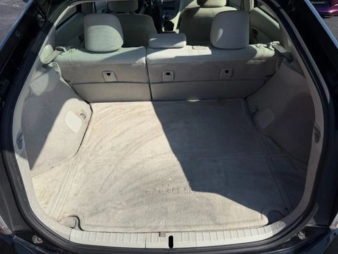 Used 2012 Toyota Prius Two FWD image 18