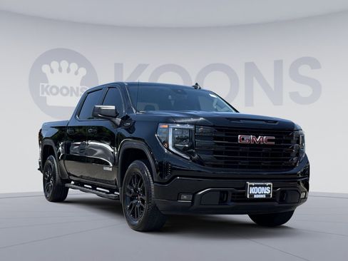 Used 2025 GMC Sierra 1500 Elevation AWD/4WD image 10