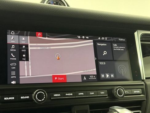 Used 2020 Porsche Macan image 18