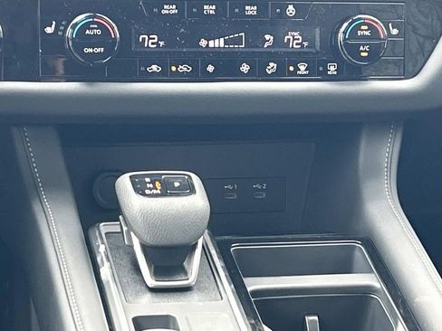 New 2026 Nissan Pathfinder SL w/ Cargo Package AWD/4WD image 25