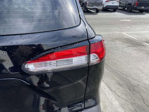 Used 2023 Toyota Corolla Cross L image 17