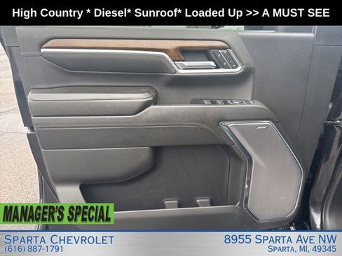 Used 2024 Chevrolet Silverado 2500 High Country AWD/4WD image 11