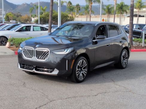 Used 2025 BMW X3 xDrive30i w/ Convenience Package image 5