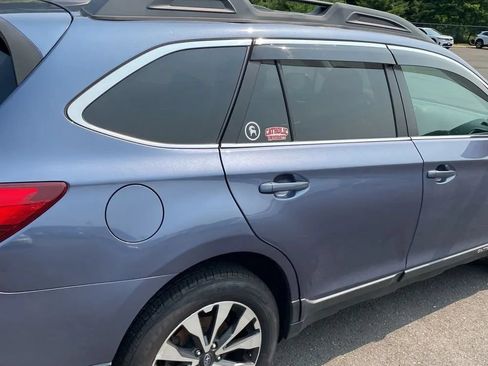 Used 2016 Subaru Outback 3.6R Limited AWD/4WD image 9
