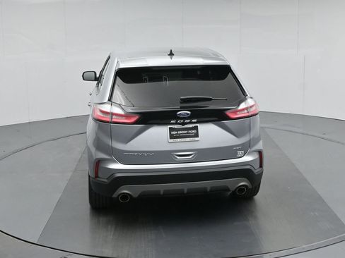 Used 2024 Ford Edge Titanium image 43