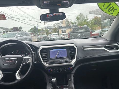 Used 2017 GMC Acadia SLT AWD/4WD image 22