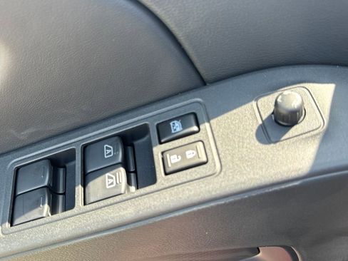 New 2026 Nissan Frontier SV w/ All-Weather Content Package AWD/4WD image 19