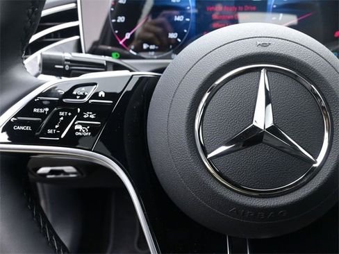 New 2026 Mercedes-Benz E 450 4MATIC Sedan image 15