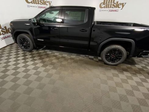 Used 2026 GMC Sierra 1500 Elevation image 5