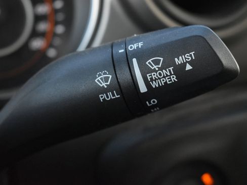 Used 2023 Jeep Gladiator Sport image 22