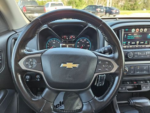 Used 2016 Chevrolet Colorado Z71 AWD/4WD image 11