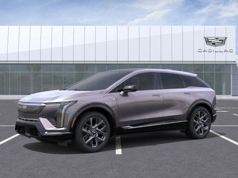 New 2026 Cadillac Optiq Luxury 1 image 2