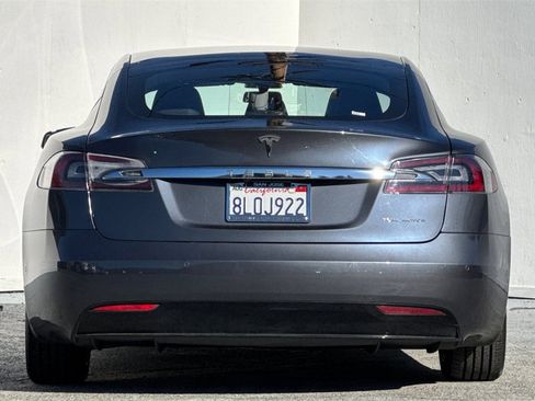 Used 2019 Tesla Model S 100D image 5