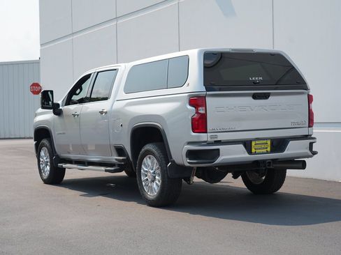 Certified 2022 Chevrolet Silverado 3500 High Country w/ Safety Package II AWD/4WD image 5