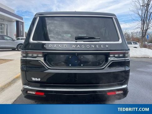 Used 2024 Jeep Grand Wagoneer L Base image 7