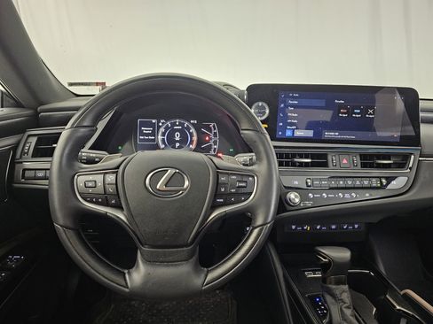 Used 2024 Lexus ES 350 Ultra Luxury w/ Accessory Package (Z1) image 6