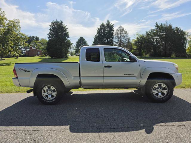 Used 2008 Toyota Tacoma PreRunner RWD image 5