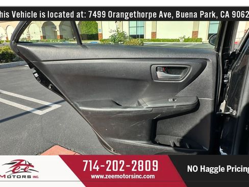 Used 2017 Toyota Camry SE FWD image 39
