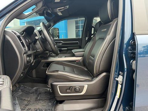 Used 2023 RAM 1500 Laramie AWD/4WD image 10