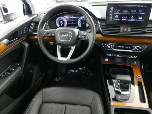 Used 2023 Audi Q5 2.0T Premium Plus w/ Premium Plus Package image 7