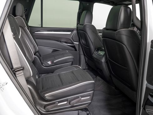 Used 2026 Cadillac Escalade Sport w/ Touring Package AWD/4WD image 10