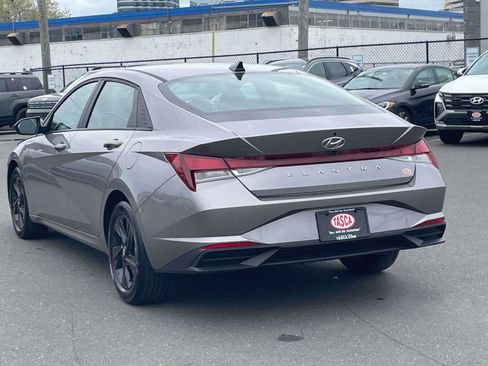 Used 2023 Hyundai Elantra SEL image 7