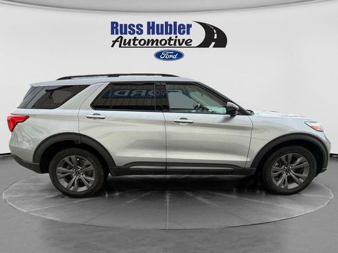 Used 2023 Ford Explorer XLT w/ Equipment Group 202A AWD/4WD image 7