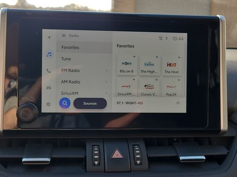 Certified 2023 Toyota RAV4 XLE Premium image 27