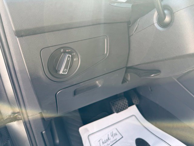 Used 2018 Volkswagen Tiguan SE AWD/4WD image 23