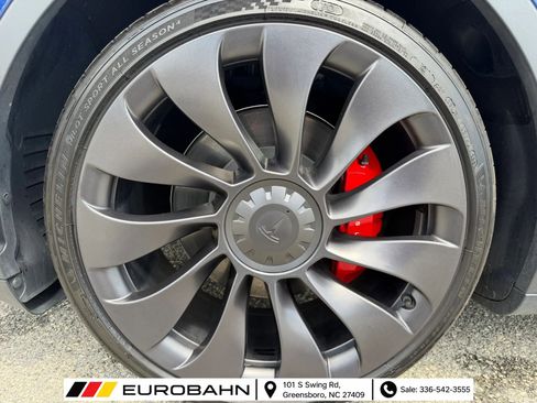 Used 2023 Tesla Model Y Performance AWD/4WD image 27