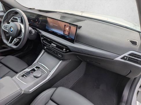 Used 2025 BMW 230i Coupe w/ M Sport Package RWD image 22