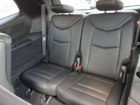 Certified 2023 Cadillac XT6 Premium Luxury AWD/4WD image 20