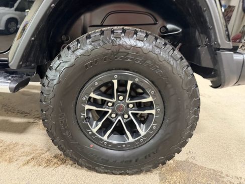 Used 2024 Jeep Wrangler Unlimited Rubicon image 73
