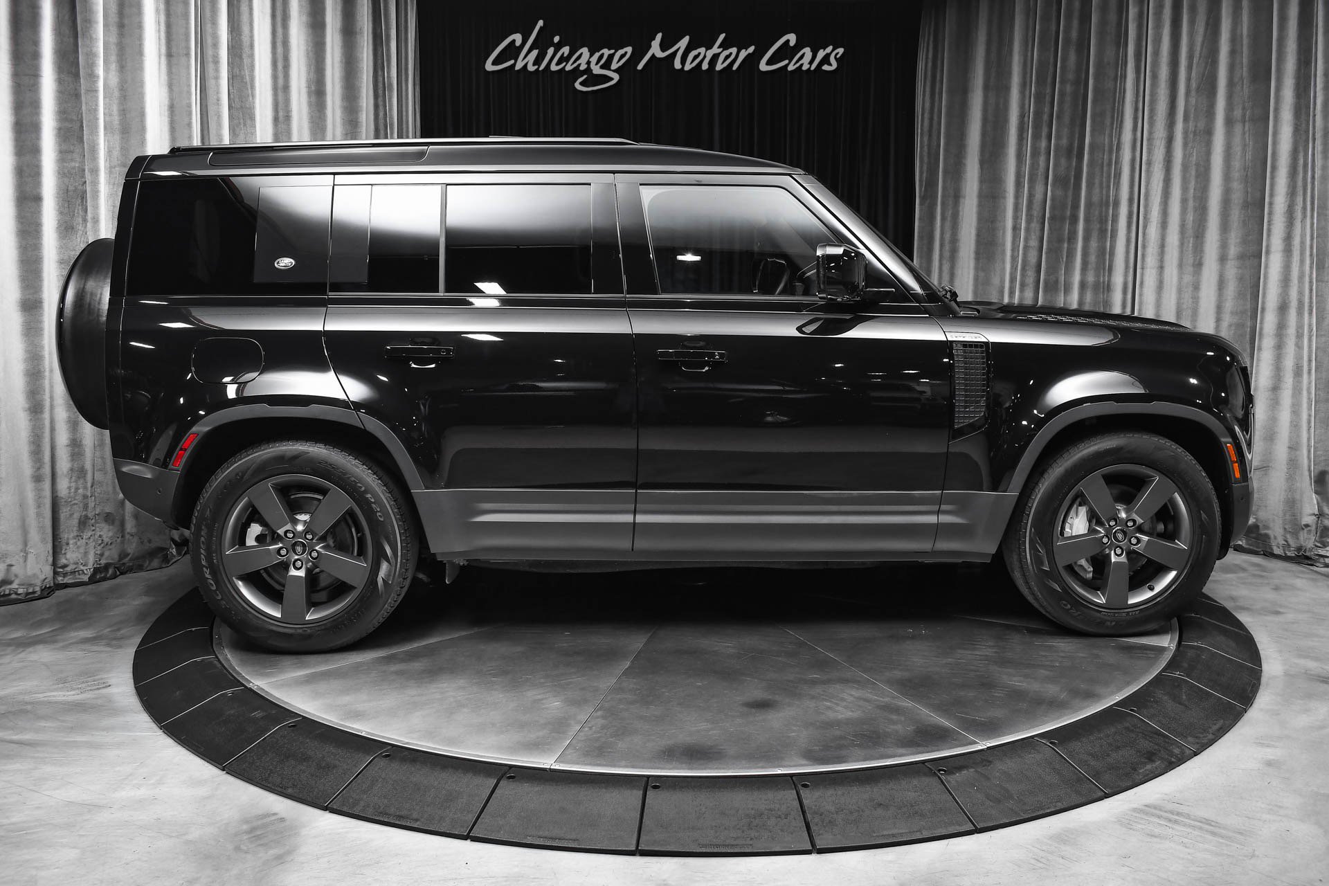 Used 2023 Land Rover Defender 110 SE AWD/4WD image 51