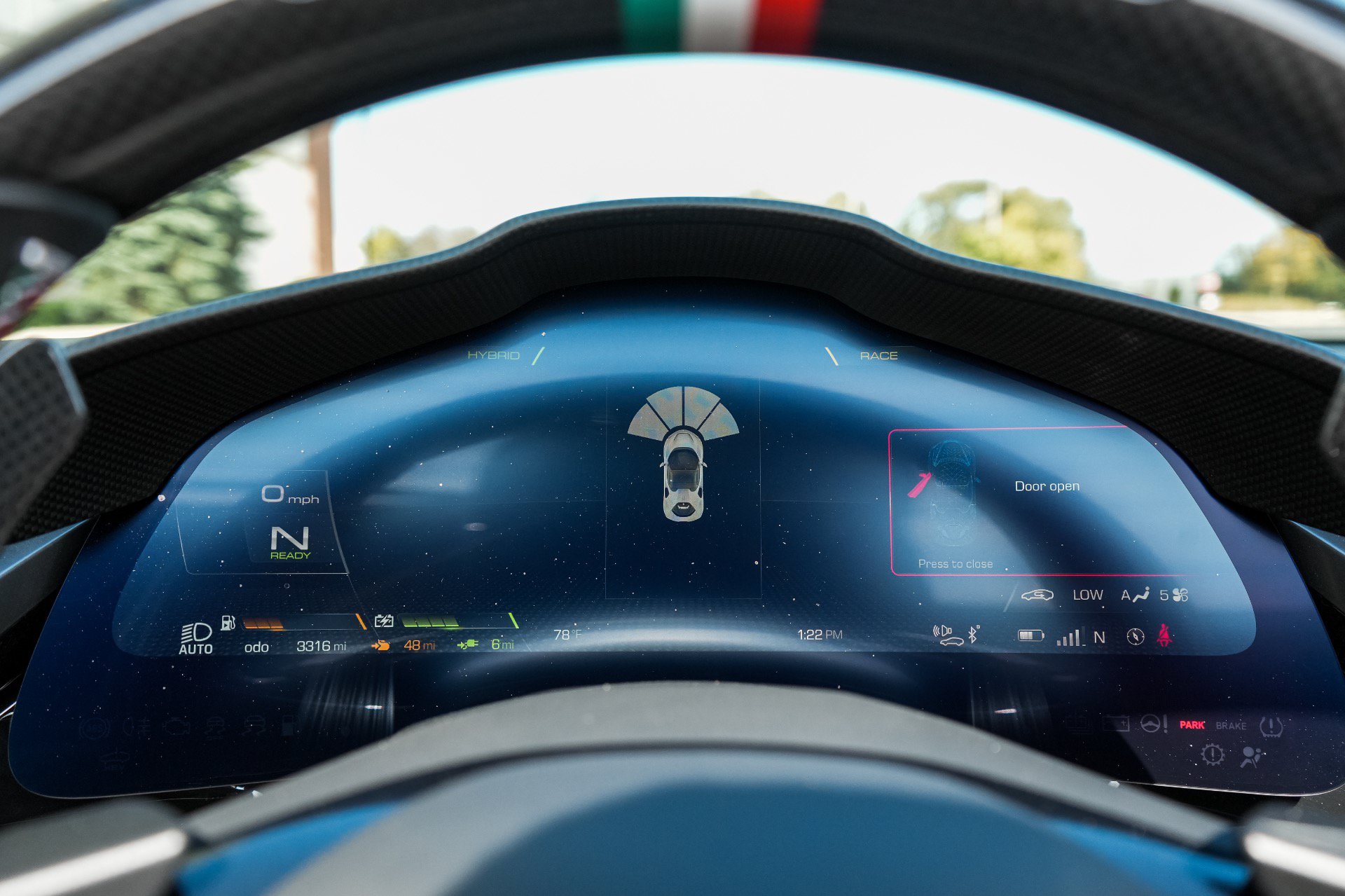 Used 2023 Ferrari SF90 Spider AWD/4WD image 31