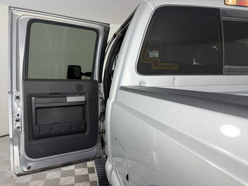 Used 2014 Ford F350 Lariat w/ Lariat Chrome Package AWD/4WD image 12