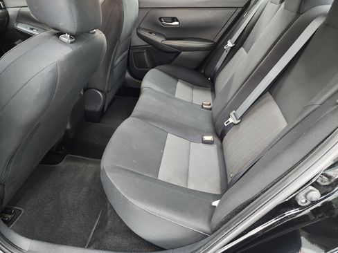 Used 2023 Nissan Sentra SV image 9