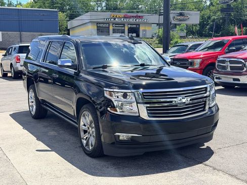 Used 2016 Chevrolet Suburban LTZ RWD image 8